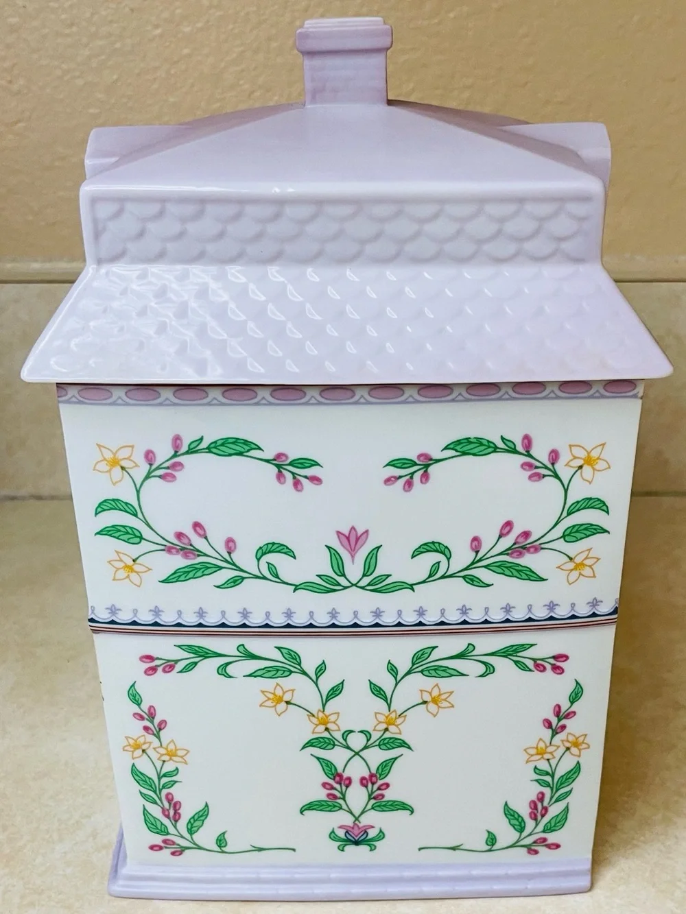 Lenox beautiful authentic